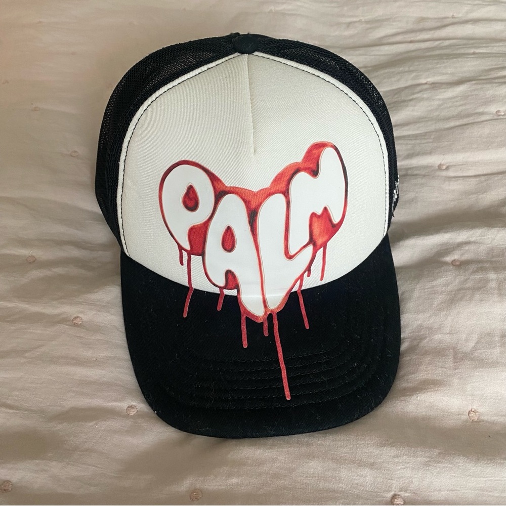 Palm Angels Spray Heart Trucker Hat